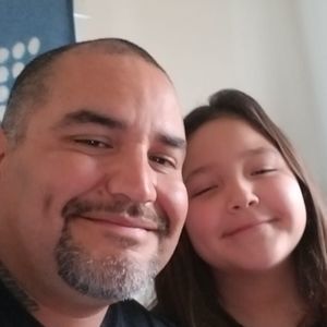 Meet your Posher, Cesar